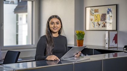 Shajana Sivanathan, Zentrale Dienste, Lernende Kauffrau EFZ